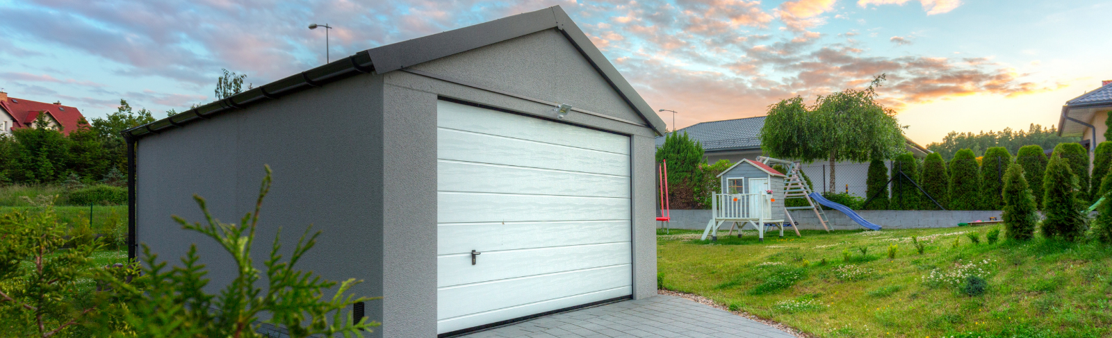 Free standing garage.